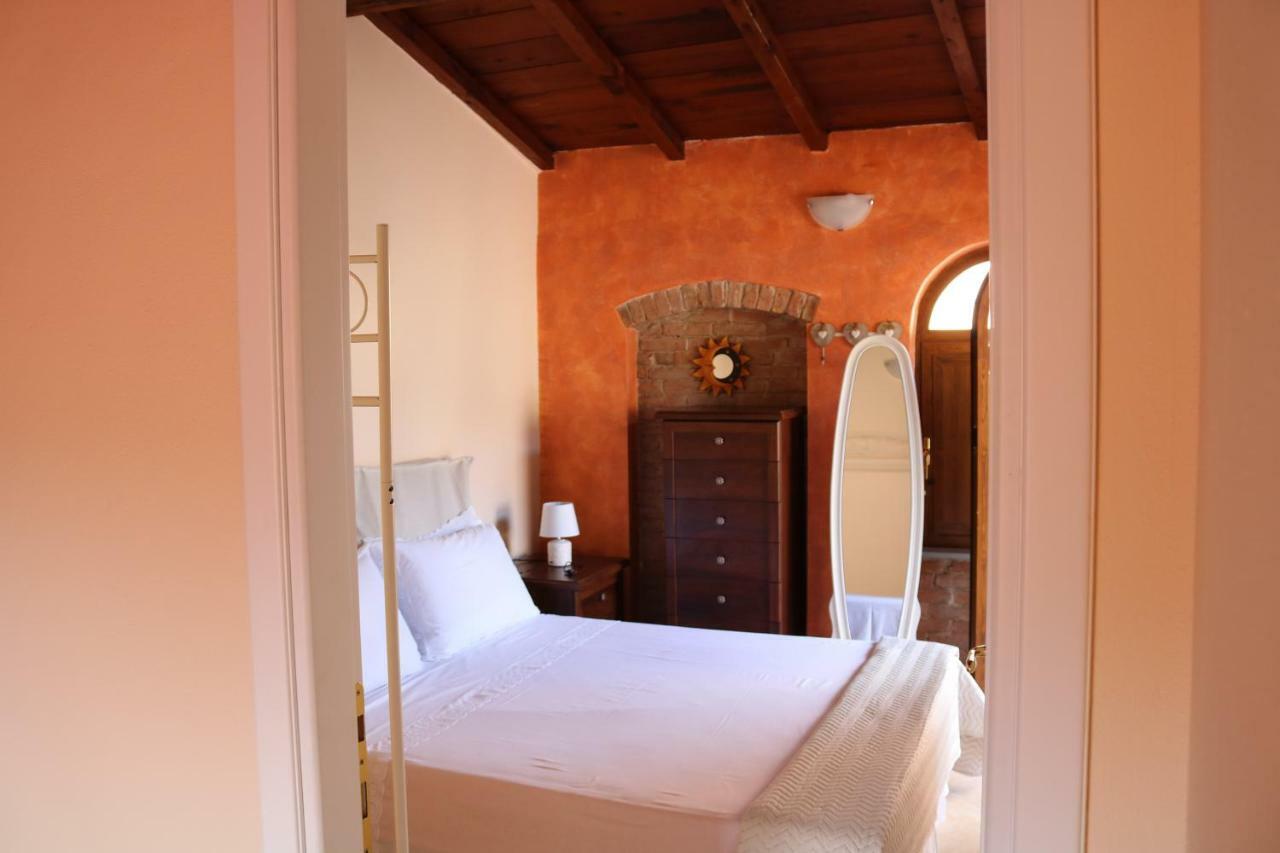 Casa Vacanze Elena Rometta Luaran gambar