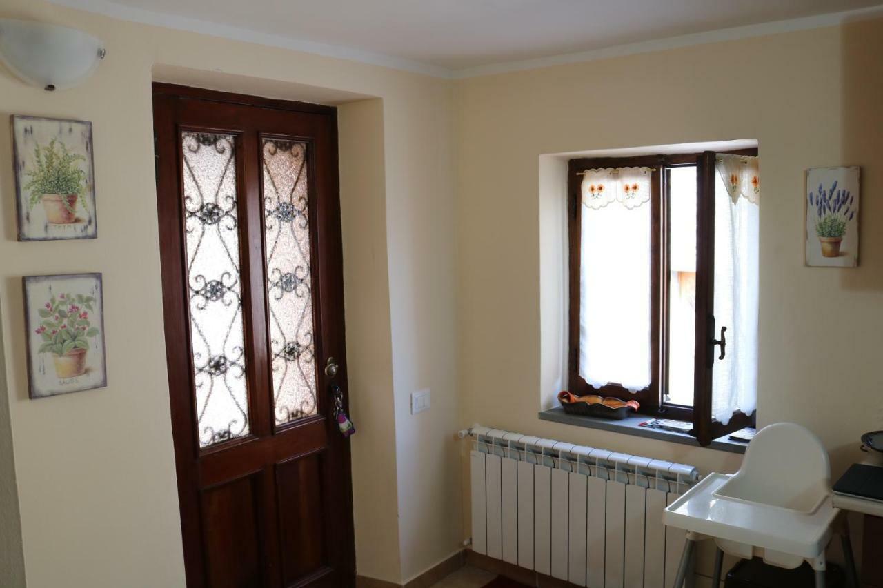 Casa Vacanze Elena Rometta Luaran gambar