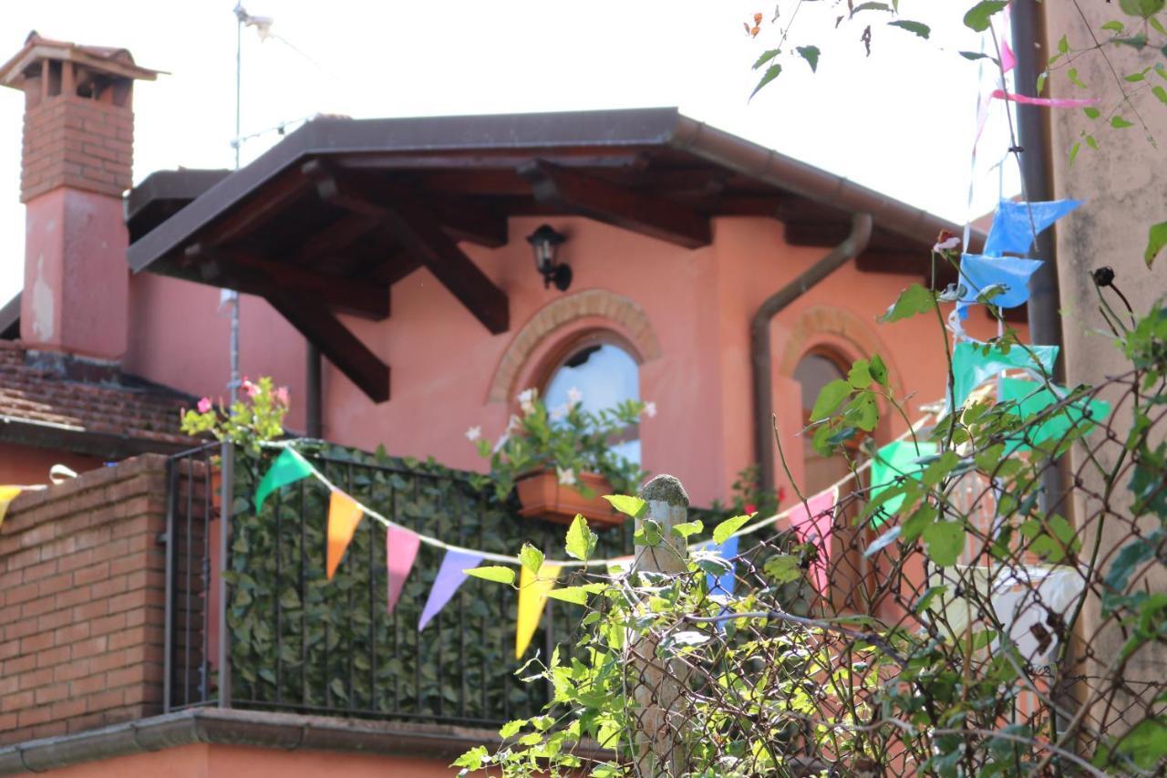 Casa Vacanze Elena Rometta Luaran gambar
